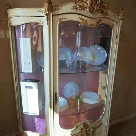 Opera Luxury Apartment
