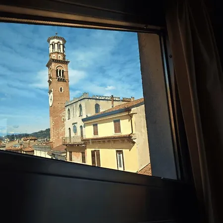 Opera Luxury Apartment