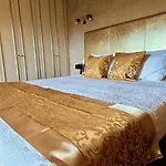 Opera Luxury