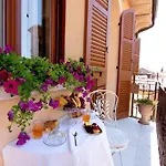 Lejlighed Opera Luxury